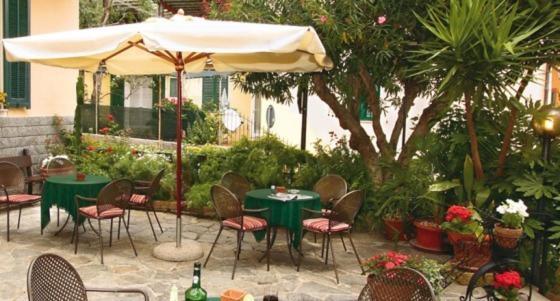Hotel Villa Bianca Laigueglia Eksteriør billede