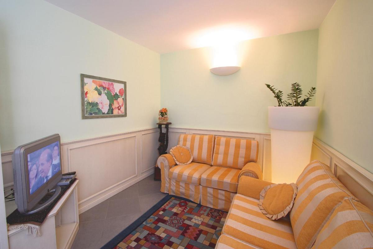 Hotel Villa Bianca Laigueglia Eksteriør billede